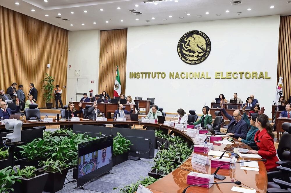 INE analizará interponer controversia constitucional por recorte presupuestal