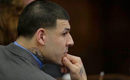 Ex jugador de NFL, exonerado de los cargos por dos asesinatos 