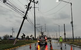 Fuertes lluvias y vientos provocan cortes de luz en Monterrey; casi 300 mil usuarios sufren afectaciones