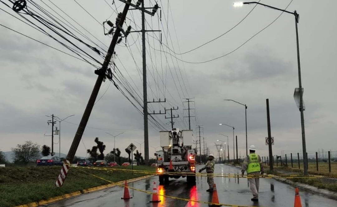 Fuertes precipitaciones provocan cortes de electricidad en Monterrey. Foto: Especial.