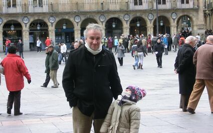 Acusan fraude en caso de niña enferma en España