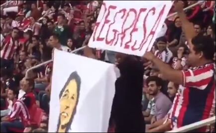 Aficionados piden a Matías Almeyda y los sacan del estadio