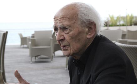 "Extraños llamando a la puerta", el último libro de Zygmunt Bauman en español