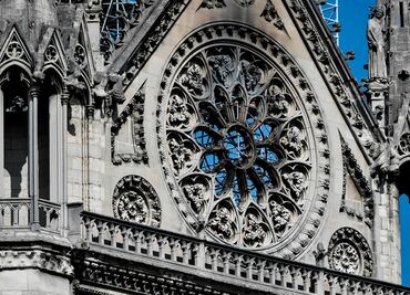 La legendaria techumbre de Notre Dame "asombró en la Edad Media"