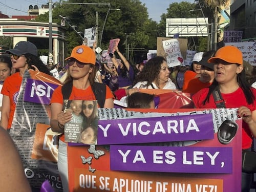 Madres exigen la aplicación de la Ley Vicaría (Cortesía: Jennifer Seifert)