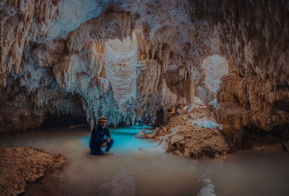 Los cenotes, guardianes de agua dulce y vestigios milenarios, son testimonio vivo de la historia natural y humana de la Península de Yucatán./ Crédito: Sélvame del tren