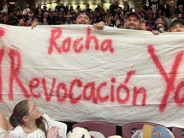 Siguen protestas en Sinaloa; gritan “Fuera Rocha” durante juego de Liga Mexicana del Pacífico