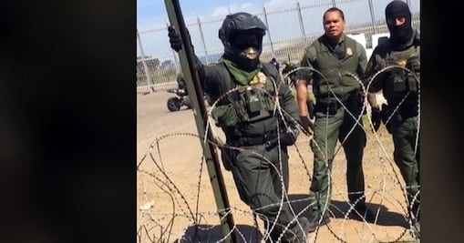 Joven graba en su cuenta de TikTok su plática con un agente fronterizo