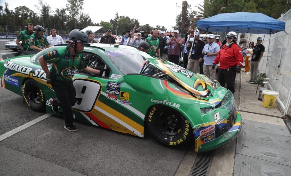 Daniel Suárez perdió el control en su primera vuelta de clasificación de Xfinity Series y sufrió un choque que lo relega al fondo del arranque - Foto: Carlos Mejía/EL UNIVERSAL
