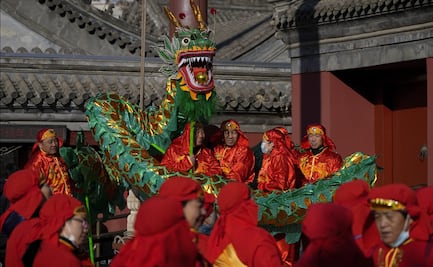 En Asia dan la bienvenida al Año Nuevo Lunar, el año del Dragón