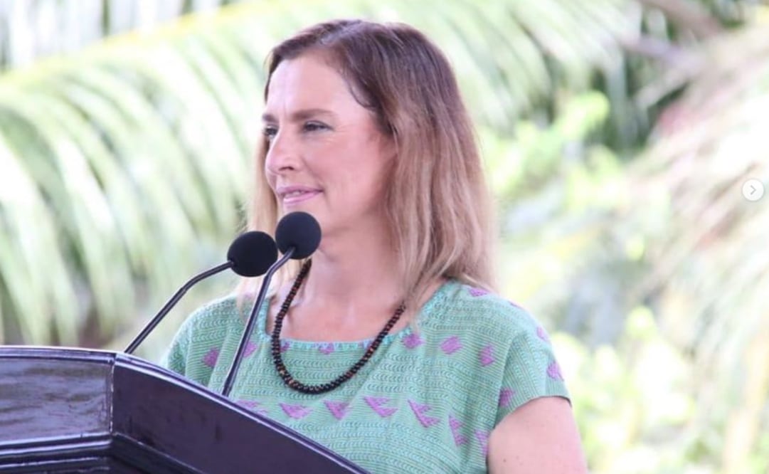 "A los que vienen a molestar, simplemente (y ya lo saben) no les hacemos caso y los bloqueamos en casos extremos", dijo. Foto: Instagram @beatrizgutierrezmuller