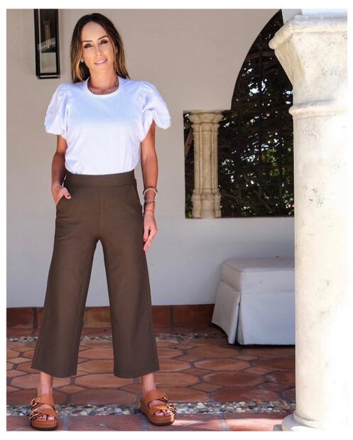 Inés Gómez Mont sorprende con el look perfecto para la cuarentena