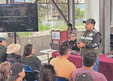 Autoridades prometen indemnización a afectados por las obras del Tren Surburbano al AIFA
