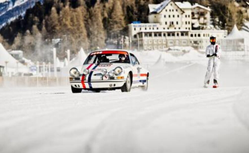 Porsche acelera en el hielo