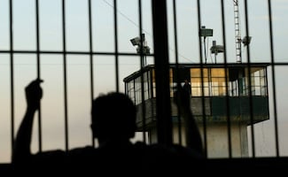 CNDH investiga presuntos actos de tortura en penal de Nogales; reporta aislamiento prolongado y lesiones en internos