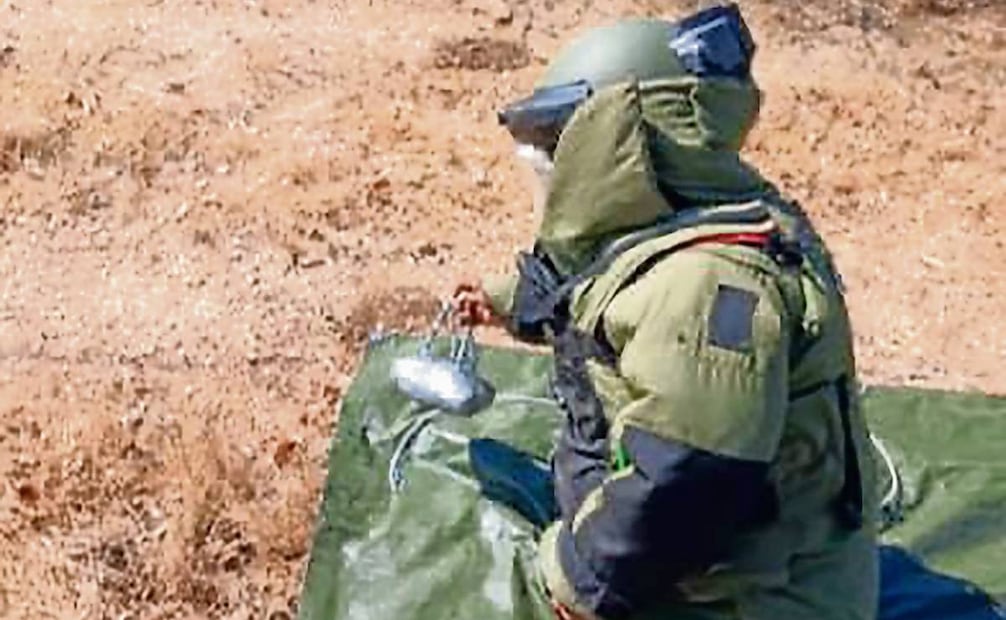 Las víctimas mortales por las minas artesanales son, en su mayoría, militares y cortadores de limón. Foto: Especial