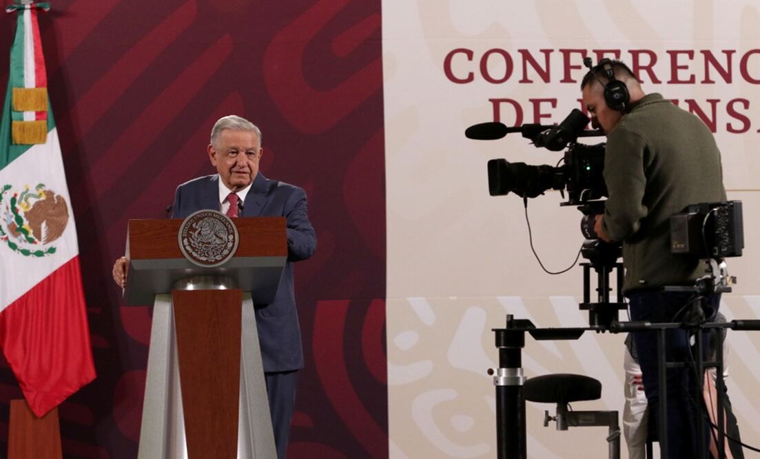 El presidente Andrés Manuel López Obrador señaló que alista su asistencia a la toma de protesta de Delfina Gómez como gobernadora del Estado de México. Foto: Carlos Mejía
