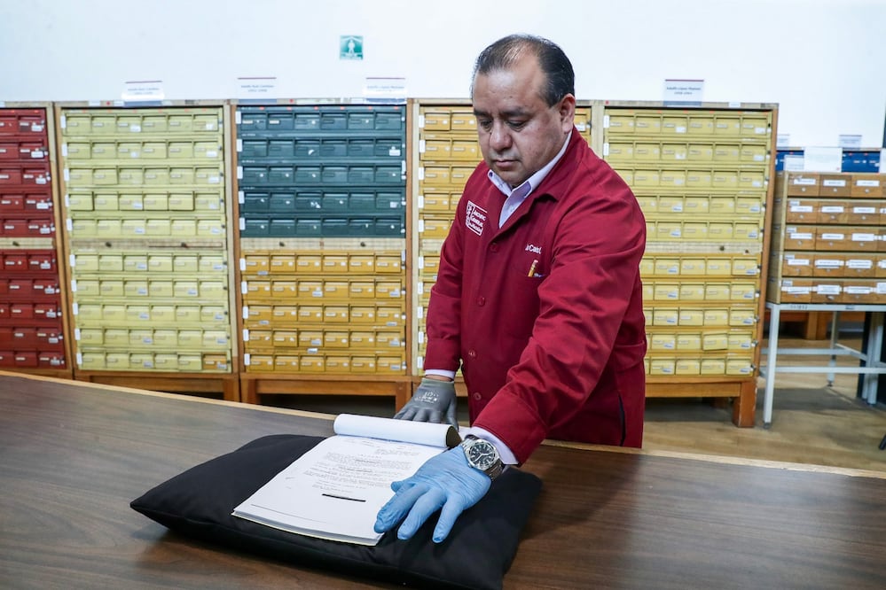 Documentos de el Archivo General de la Nación / Archivo. EL UNIVERSAL