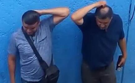 Escapan policías sorprendidos en video recibiendo narcosobornos en Tepito