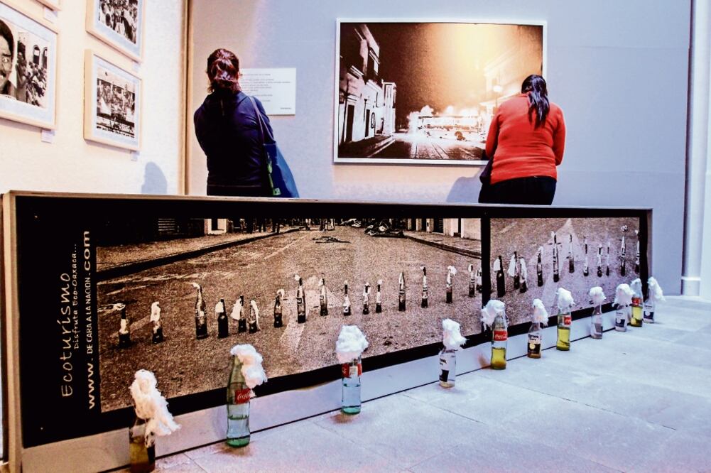 La muestra se divide en tres ejes temáticos: Guerrillas en Centroamérica, Levantamiento zapatista y Atentados en NY. (FOTOS NADYA MURILLO. EL UNIVERSAL)