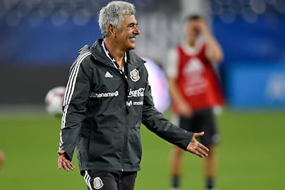 Ferretti asegura que nadie del futbol mexicano puede dirigir al Tri