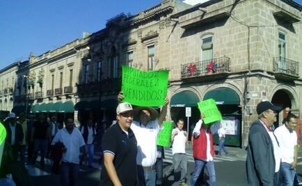 Transportistas se manifiestan por alza de gasolina en Morelia