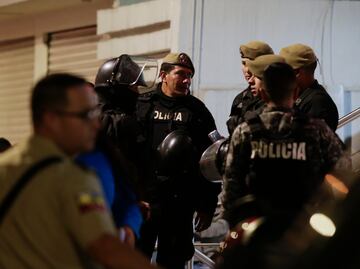 Ecuador: provocan detonación controlada de paquete sospechoso en mismo sitio donde fue asesinado candidato