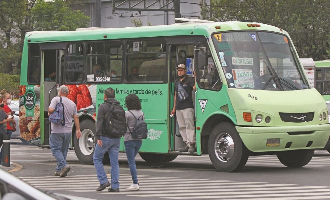 Desde el 15 de junio a la fecha, la Semovi ha sancionado a 927 unidades del transporte público, entre otros motivos, por llevar acompañantes.