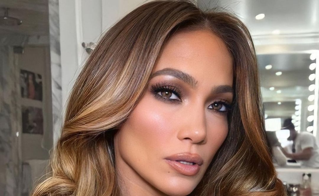 Jennifer López y su nuevo negocio (Fuente Instagram: @jenniferlopezbarbie)