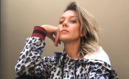 Fey celebra sus 45 años con foto en bikini