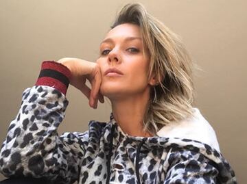 Fey celebra sus 45 años con foto en bikini