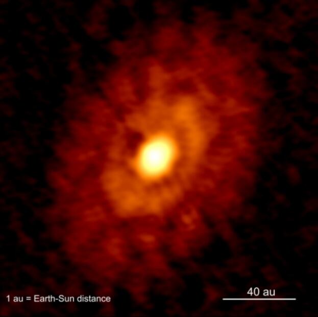 Descubren que una estrella en crecimiento con una formación planetaria