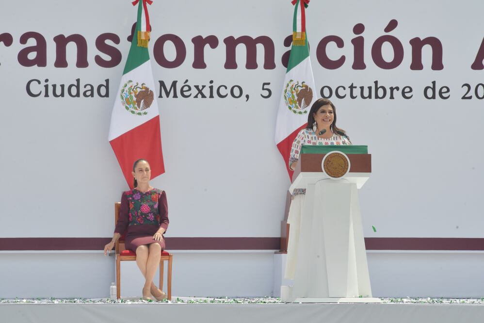 Brugada destaca legado de Sheinbaum y le promete no dar un paso atrás en la transformación de la CDMX. Foto: Especial