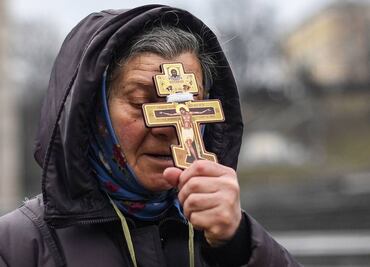 Iglesia católica pide a creyentes rezar por la paz entre Ucrania y Rusia