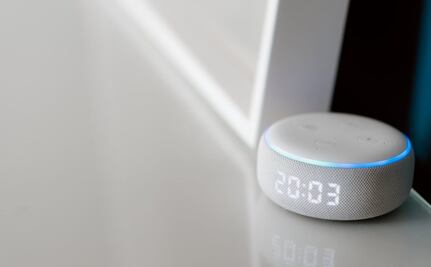 De Siri a Alexa+: así nació la era de las casas inteligentes