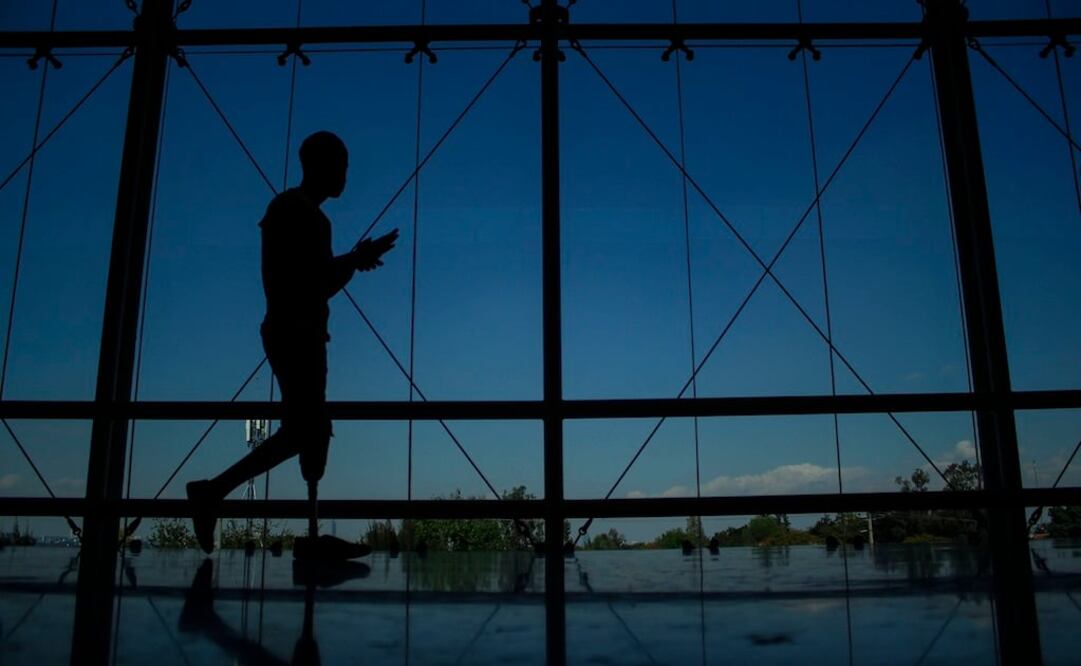 Diego Rodríguez vive con su familia en Tlajomulco, Guadalajara. Está por cumplir 15 años, 12 de ellos los pasó en rehabilitación. (FOTO: Jorge Alberto Mendoza. EL UNIVERSAL)