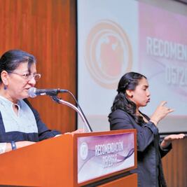 Reconocen violencia médica contra embarazada