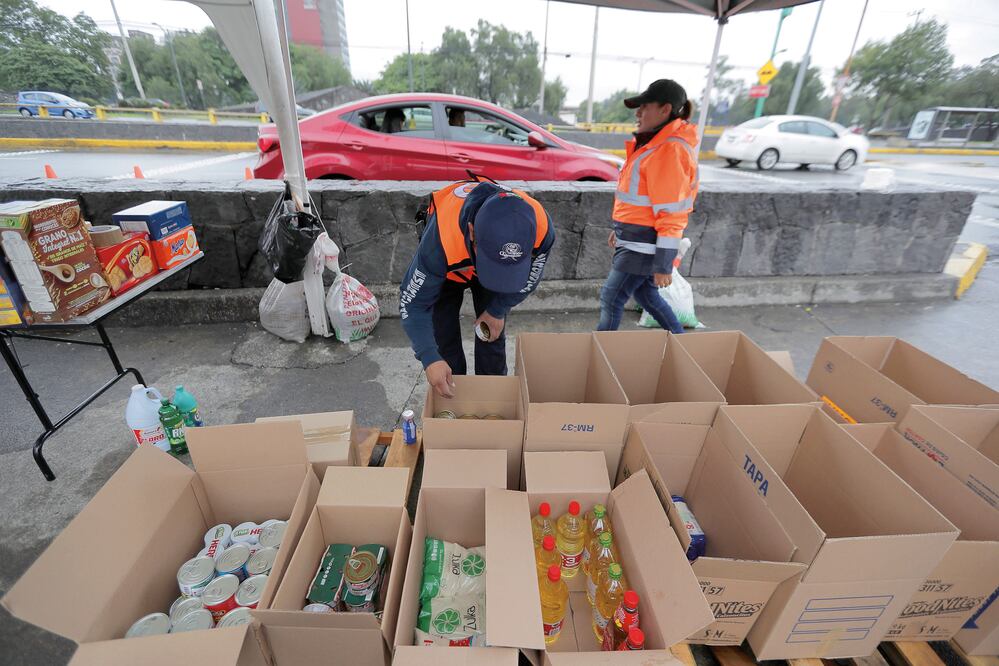 Consulta los productos que recibirán los centros de acopio. Foto: Alejandro Acosta / EL UNIVERSAL