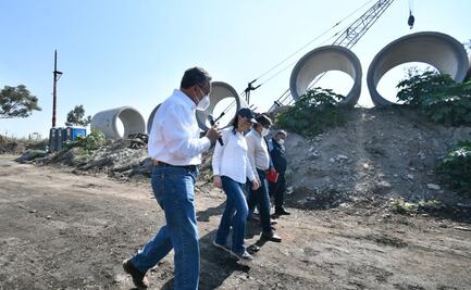 Sheinbaum supervisa obras por drenaje a cielo abierto en Tláhuac