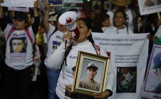"Llegamos con pesos contados y hambre"; buscadora pide investigar cómo se fueron sus hijos, en lugar de saber cómo protestan en CDMX