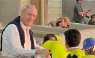 Ivar Sisniega asiste al partido entre Pumas y San Diego FC para ver jugar a su hijo 