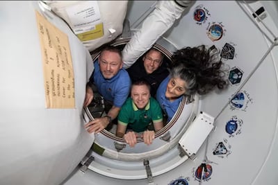 Astronautas varados de la NASA regresan a la Tierra en la nave de SpaceX, Dragon; esto es lo que hay que saber