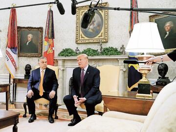 Trump abre la puerta a permitir que Hungría siga comprando petróleo y gas de Rusia