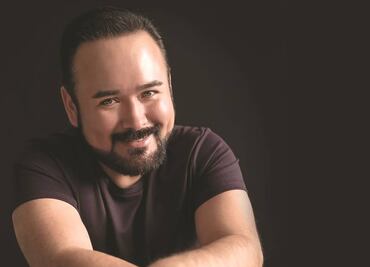 "Hay que apoyar a los que tachan de locos por andar en la música": Javier Camarena