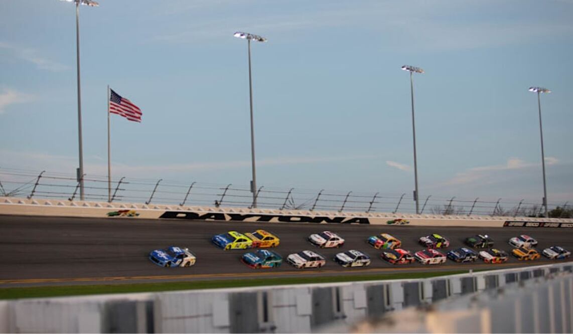 Carreras de NASCAR vuelven este fin de semana