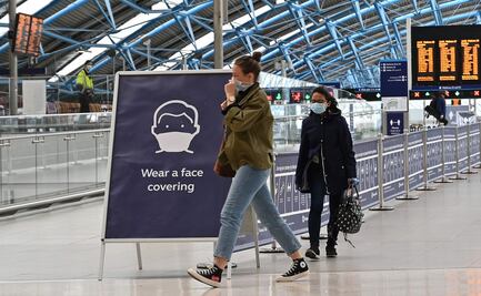 Reino Unido comienza a aplicar cuarentena a los viajeros internacionales