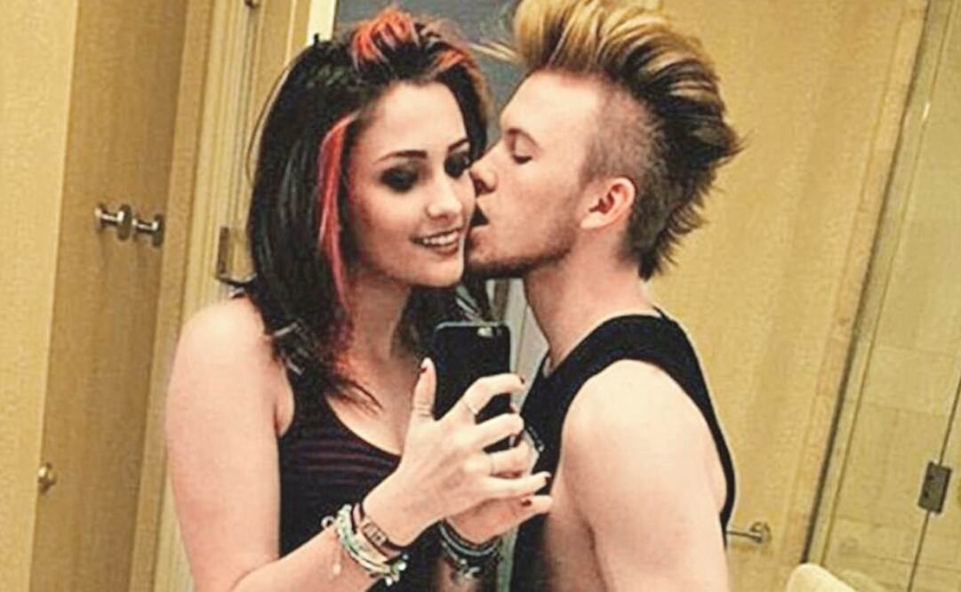 La adolescente publicó una fotografía junto a su novio, Chester Castellaw