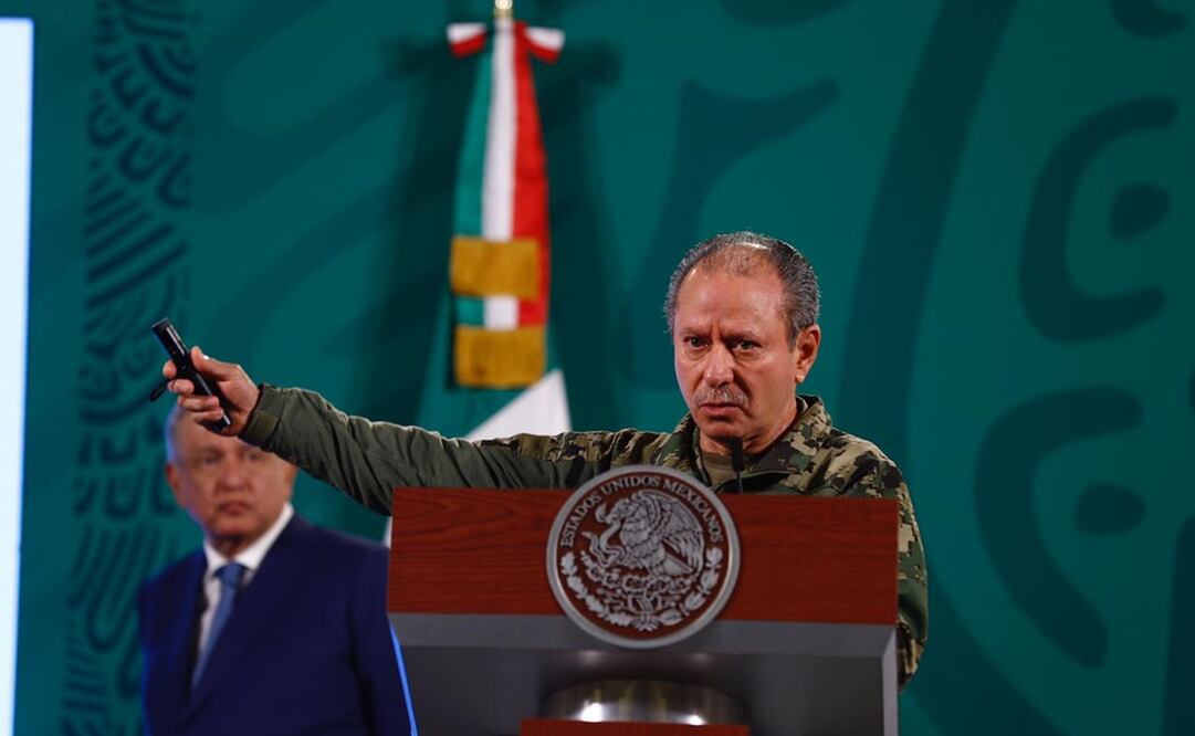 El secretario de Marina explicó que la SCT licitaba con empresas de otros países el dragado de los puertos en México. Foto: Diego Simón Sánchez / EL UNIVERSAL