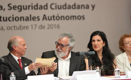 Encinas pedirá informe sobre nexo de constituyente con grupo religioso