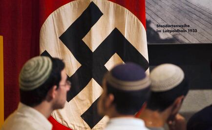 Hallan cruz gamada nazi en un estadio alemán